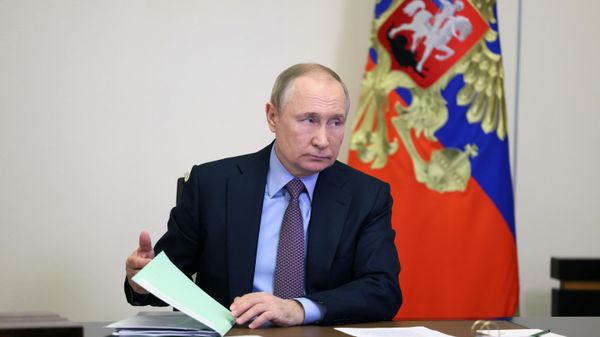 Президент РФ В. Путин провел заседание Российского оргкомитета Победа