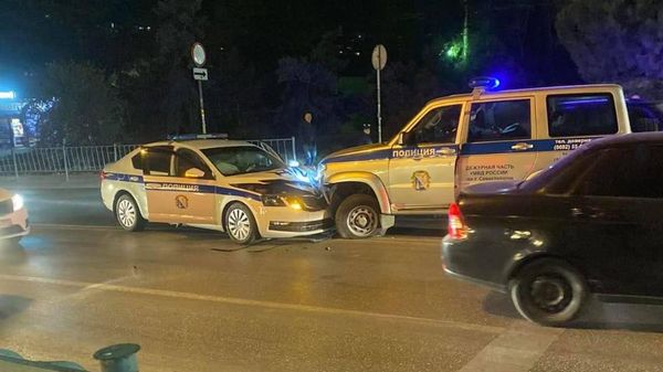 ДТП с участием машины ДПС и МВД в Инкермане
