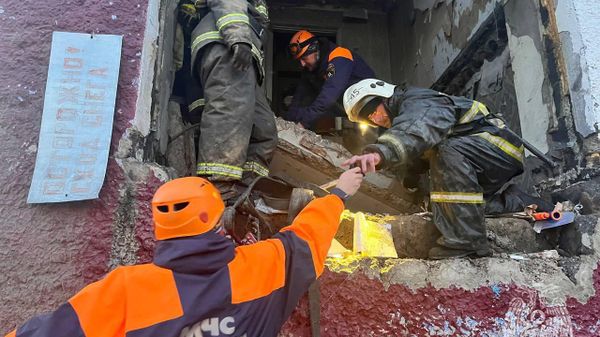 Взрыв газа в жилом доме на Сахалине