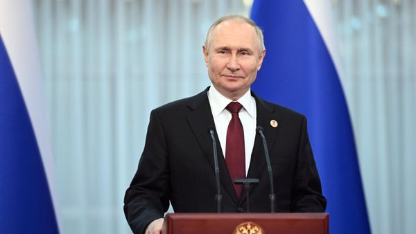 Президент РФ В. Путин принял участие в работе саммита ЕАЭС в Бишкеке