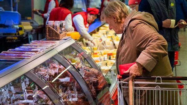 В супермаркете Симферополя