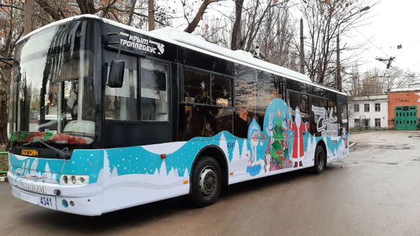 Новогодние троллейбусы будут курсировать в Симферополе, Алуште и Ялте