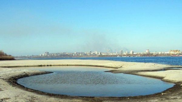 Уровень реки Днепр в районе города Запорожья
