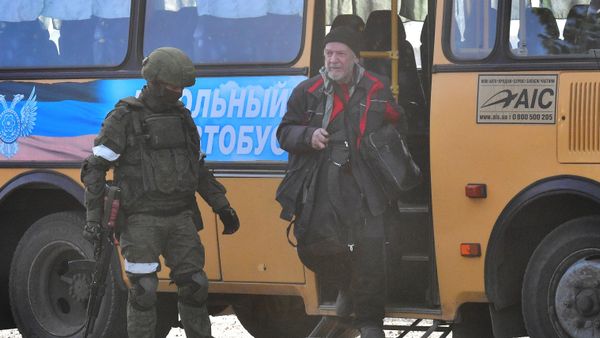 Эвакуация гражданских лиц с зоны проведения спецоперации