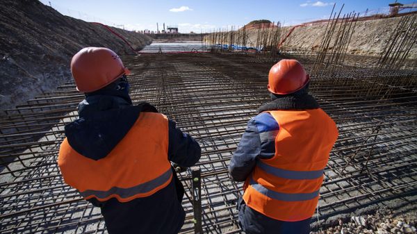 Стройплощадка рекреационно-курортного комплекса в районе озера Мойнаки в Евпатории
