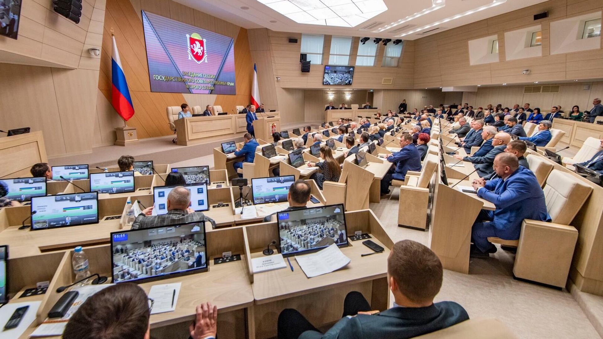 В сессионном зале Госсовета Республики Крым - РИА Новости, 1920, 16.05.2023