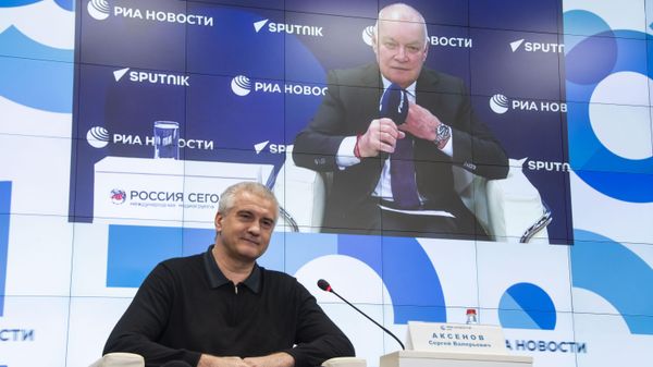 Аксенов: новые регионы смогут полностью интегрироваться в Россию в течение пяти лет Аксенов: новые регионы смогут полностью интегрироваться в Россию в течение пяти лет