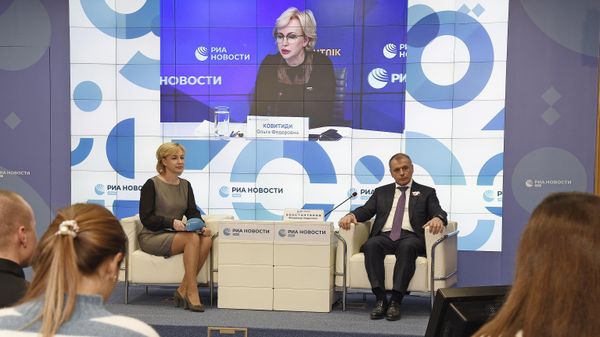 Видеомост Москва - Симферополь Крым и Россия – вместе навсегда!