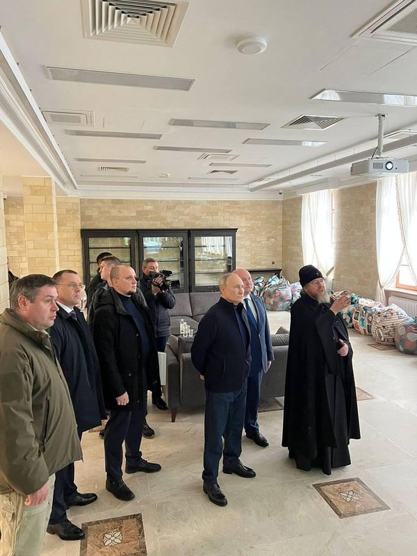 Владимир Путин в школе искусств в Севастополе 18 марта 2023 года