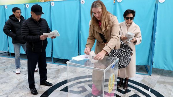 Выборы депутатов в Казахстане