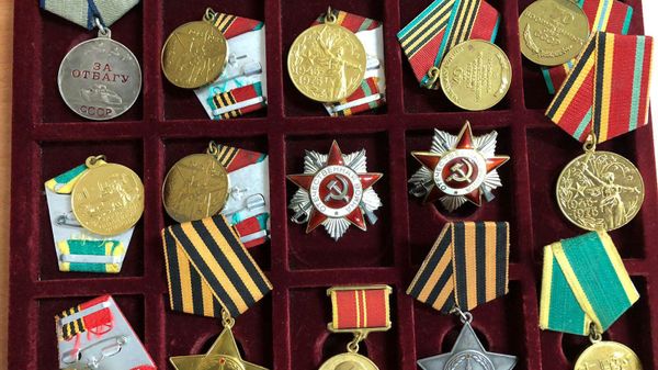 Полиция пресекла сбыт государственных наград в Волгограде