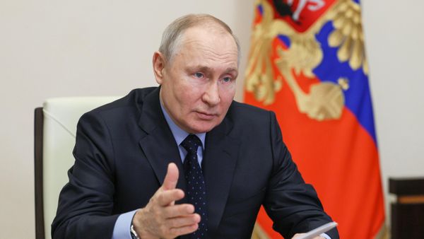 Президент РФ В. Путин 