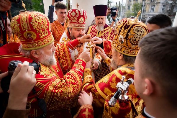 Благодатный огонь в Симферополе
