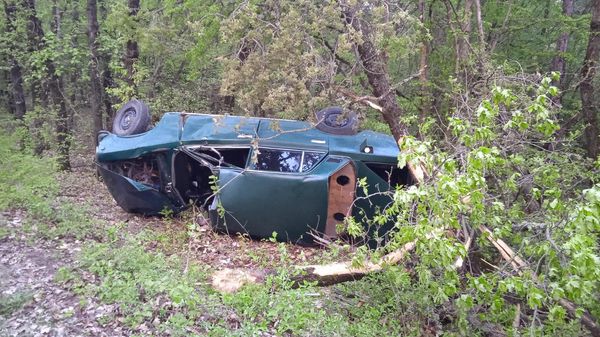 ВАЗ перевернулся в Бахчисарайском районе, пострадали дети