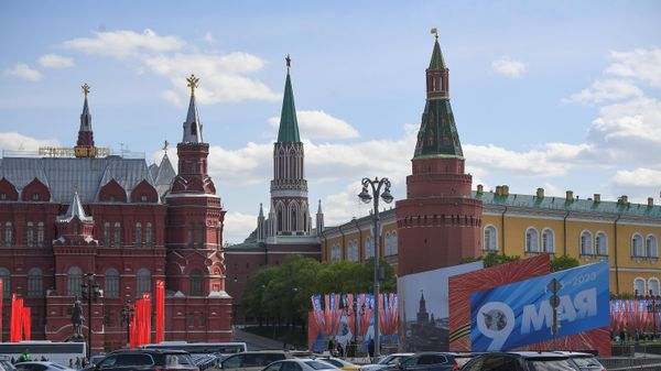 Украшение Москвы ко Дню Победы