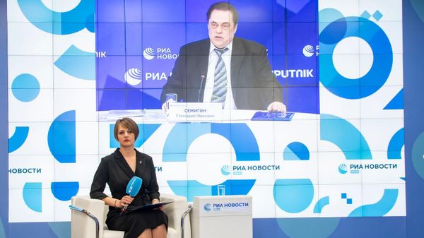 Видеомост председателя Комитета Государственной Думы Российской Федерации по делам национальностей Геннадия Семигина
