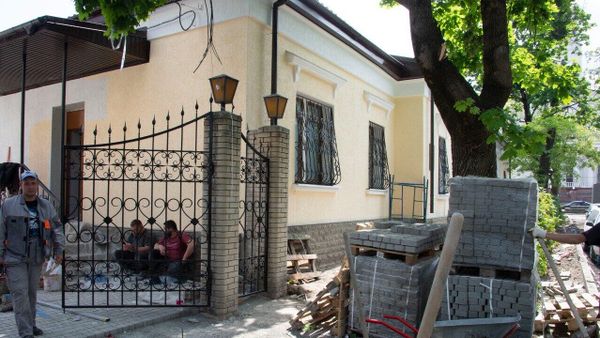 Здание регионального отделения государственного фонда Защитники Отечества в Симферополе