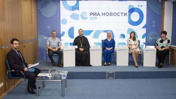 Пресс-конференция Лето без гаджетов: чем занять ребенка на каникулах?