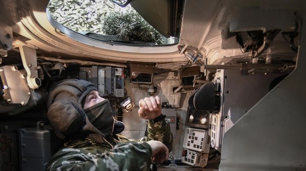 Подготовка экипажей танков Т-90 Прорыв