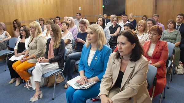 Сотрудники Счетной палаты Крыма на пресс-конференции Счетная палата Крыма: итоги и планы