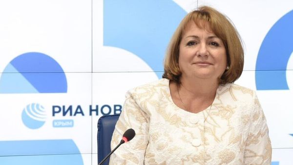 Председатель комиссии Общественной палаты Республики Крым по вопросам трудовых отношений, волонтерства и поддержке участников СВО и членов их семей Надежда Краденова