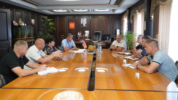 Совещание по ситуации на паромной переправе