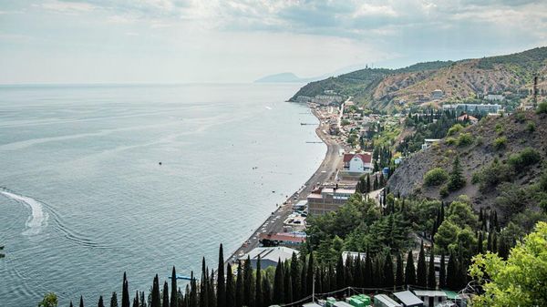 Поселок Рыбачье в Крыму