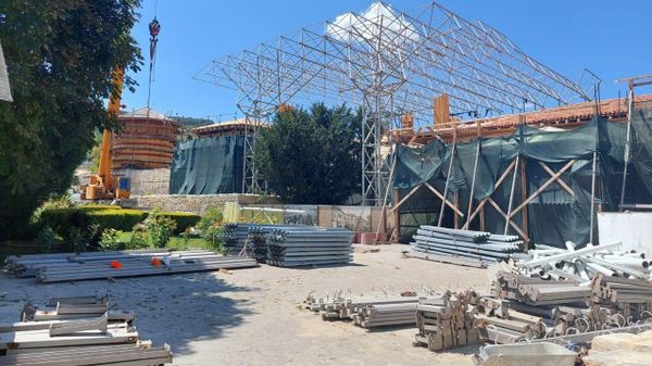 Реставрационные работы в Ханском дворце Крыма