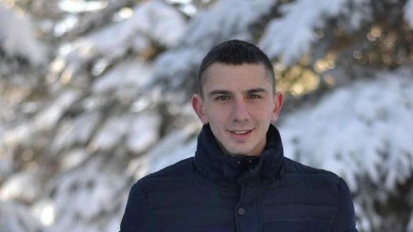 Роман Завальный