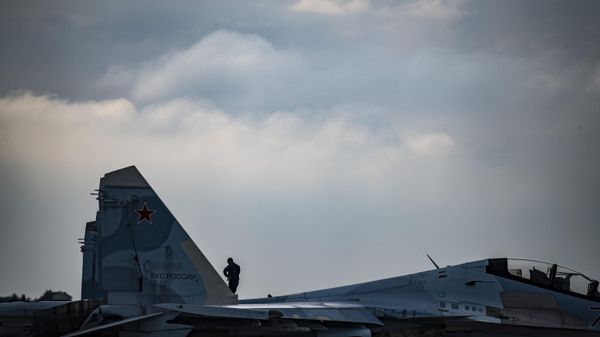 Многоцелевой истребитель Су-30СМ ВКС России