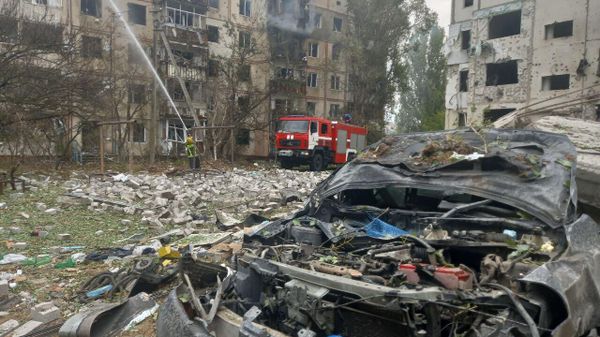 Обстрел мирных районов в Новой Каховке