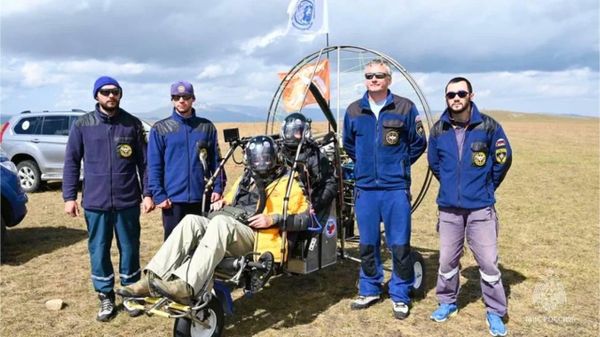 Федор Конюхов и Игорь Потапкин установили рекорд высоты для экипажа паралета из двух человек