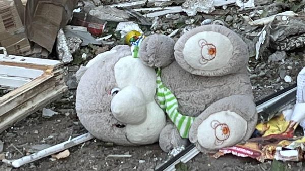 В Новой Каховке восстановили подачу света, газа и воды в разрушенные в результате удара ВСУ дома