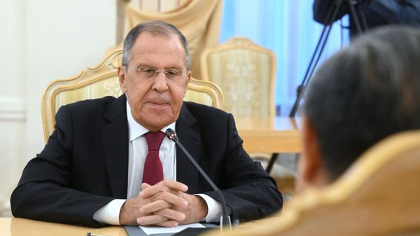 Встреча глав МИД РФ и Китая С. Лаврова и Ван И