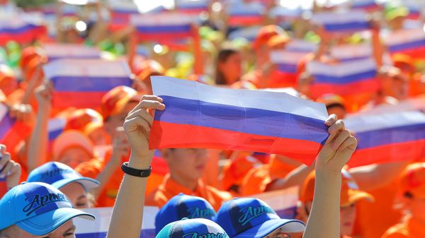 Акция ко Дню воссоединения с новыми территориями