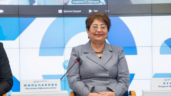 Руководитель лаборатории фиторесурсов ФИЦ ИнБЮМ, кандидат биологических наук, заслуженный эколог РФ Наталия Мильчакова Руководитель лаборатории фиторесурсов ФИЦ ИнБЮМ, кандидат биологических наук, заслуженный эколог РФ Наталия Мильчакова