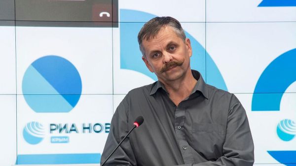 Старший научный сотрудник Карадагской научной станции - Природного заповедника РАН, кандидат биологических наук Андрей Кулиш Старший научный сотрудник Карадагской научной станции - Природного заповедника РАН, кандидат биологических наук Андрей Кулиш