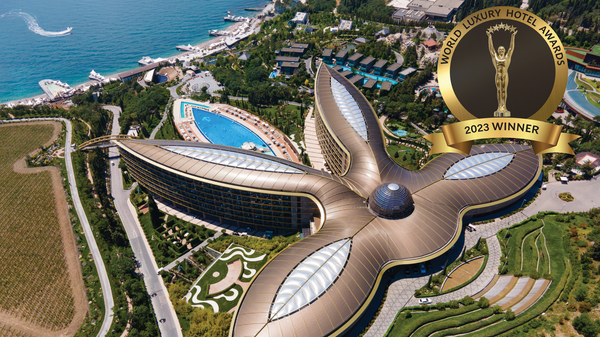 Mriya Resort & SPA получила самую престижную награду как премиум-отельер