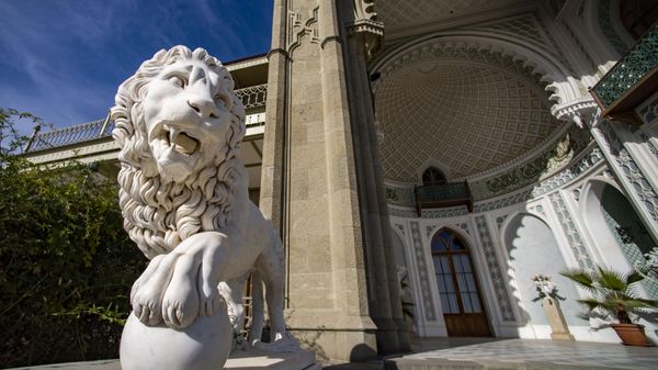 Воронцовский дворец в Алупке