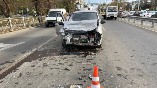 Авария в Симферополе ,в которой пострадали пенсионерка и ребенок