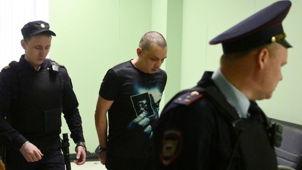 Рассмотрение по существу уголовного дела в отношении В. Стрижакова