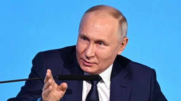 Президент РФ В. Путин посетил конференцию по искусственному интеллекту AI Journey