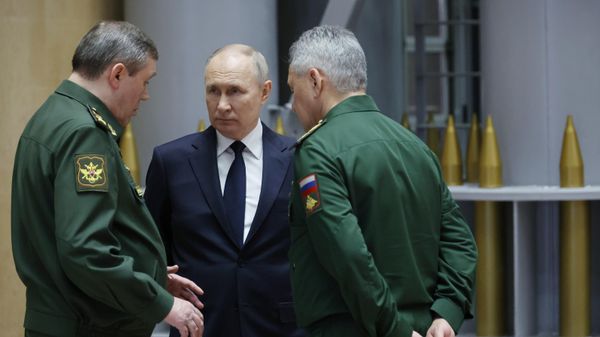 Президент РФ В. Путин принял участие в заседании коллегии Минобороны РФ