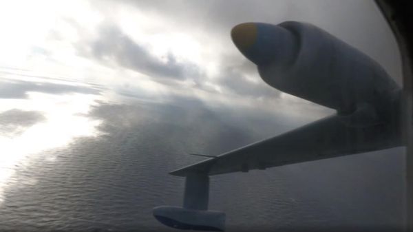 В Черном море самолет-амфибия ЧФ выпустил бомбы по морской цели
