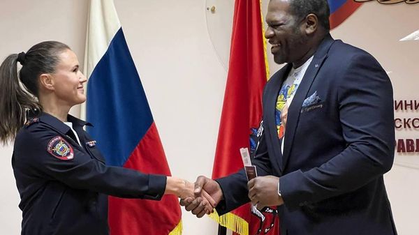 Американский боксер Кевин Джонсон получил российский паспорт 
