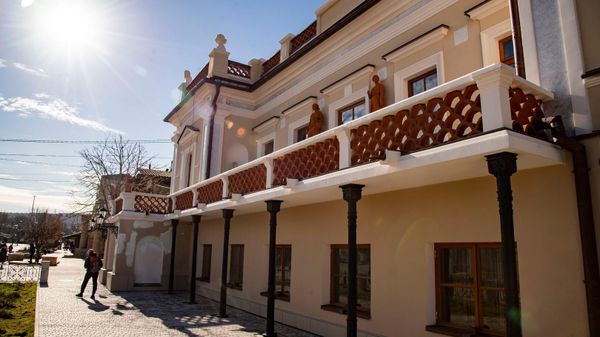 Феодосийская картинная галерея им. И.К. Айвазовского 