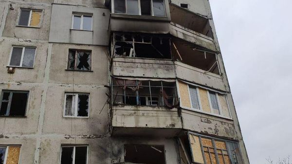 ВСУ ударили по многоквартирному дому в Днепрянах