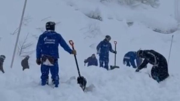 Место схода пласта снега на горнолыжном курорте Лаура в Сочи. 6 февраля 2024 года