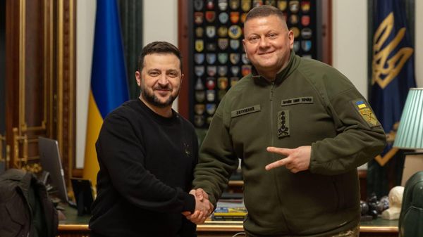 Президент Украины Владимир Зеленский и главком ВСУ Валерий Залужный