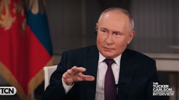 Интервью президента РФ Владимира Путина американскому журналисту Такеру Карлсону